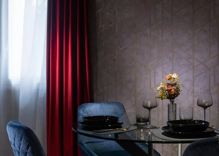 Cm Luxury *